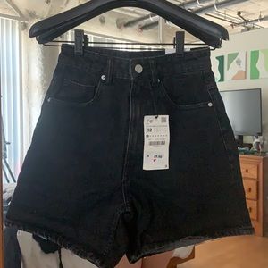 New Black Zara Mom Fit Hi-Rise Shorts